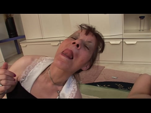 ❤️ Dues àvies i un avi fan un trio ❤️❌ Vídeo porno a nosaltres ca.xxxhdporn.ru ☑